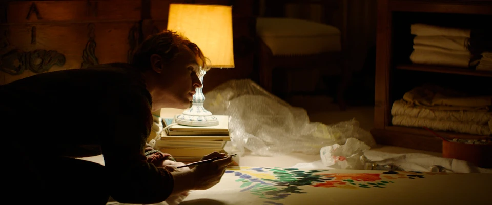 Darkness makes it hard to see - Gallery Image 1