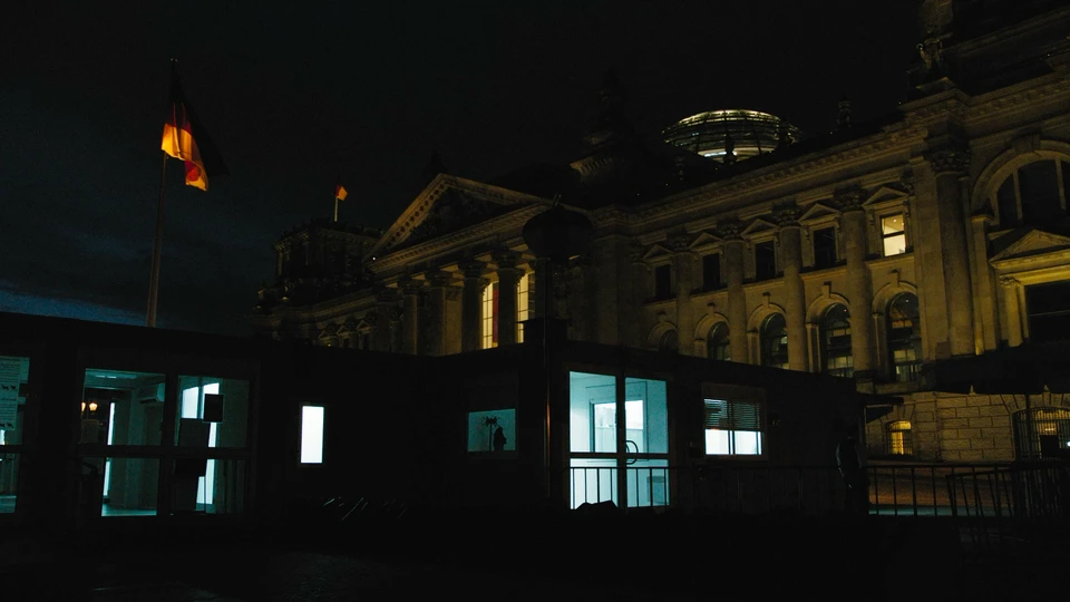 If I burn you burn with us - Gallery Image 4